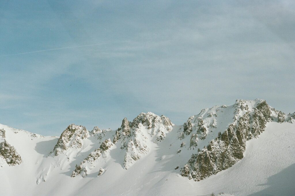“Snow-covered landscape in Malam Jabba during winter season – skiing and snowboarding in Pakistan”